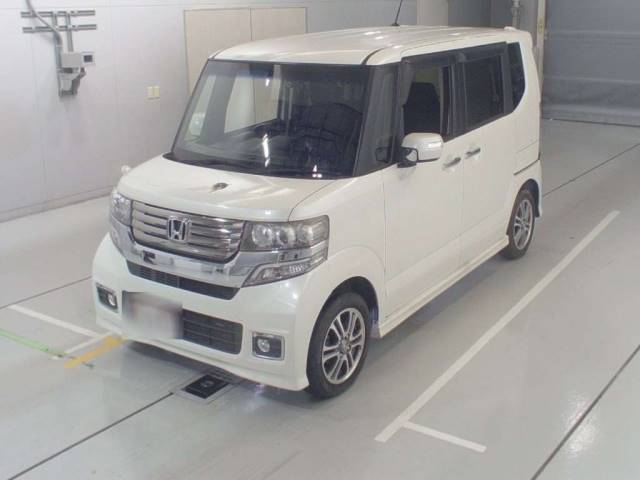 152 HONDA N BOX JF1 2016 г. (CAA Chubu)